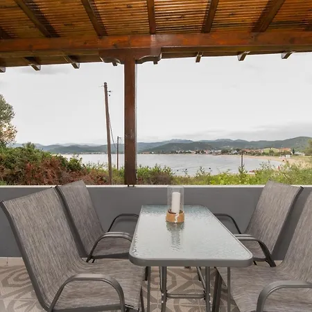 George's Sea View Toroni