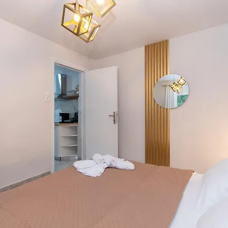 Apartament George's Sea View