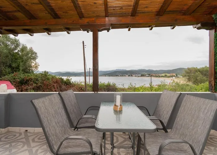 George's Sea View Torone
